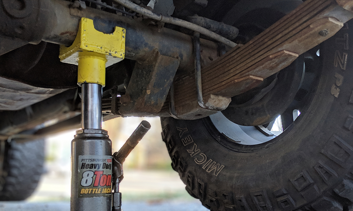 Read more about the article Axle Tube Bottle Jack Adapter